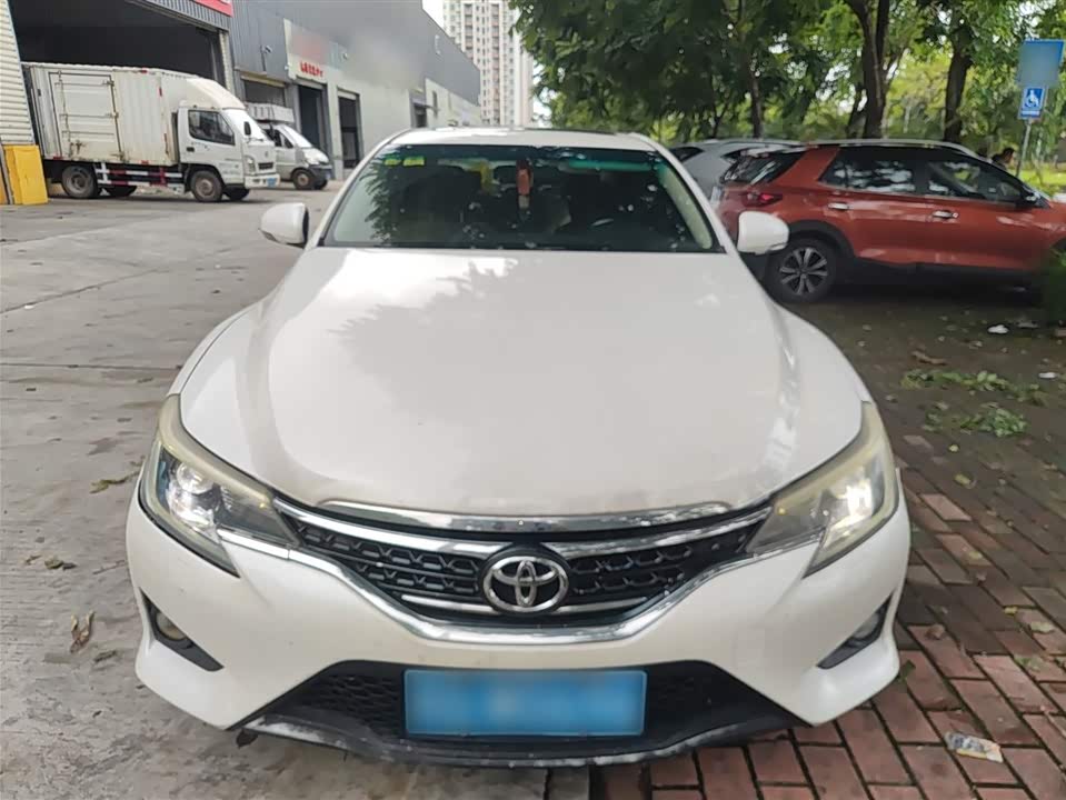 Toyota Reiz Toyota Reiz