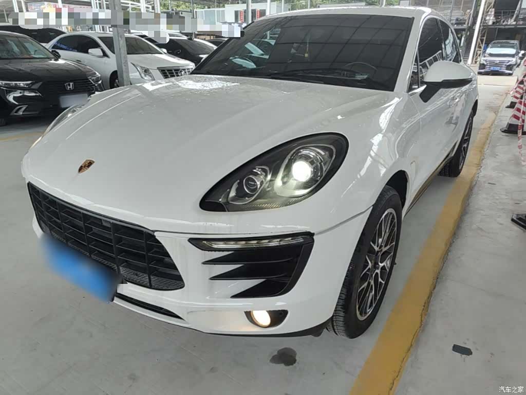 Porsche Macan, 2014 1