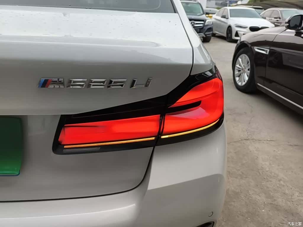 BMW 5 Series, 2021 8