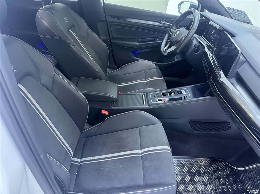 Volkswagen Golf, 2022 13