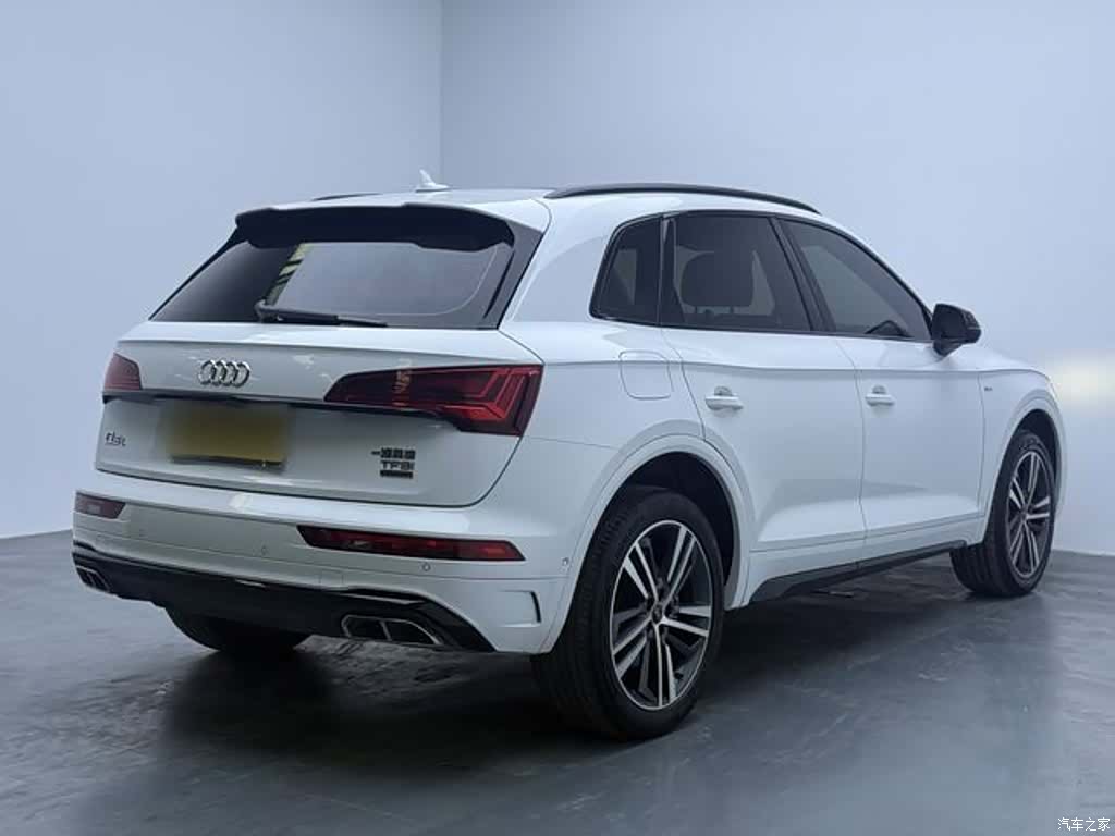 Audi Q5L, 2022 10