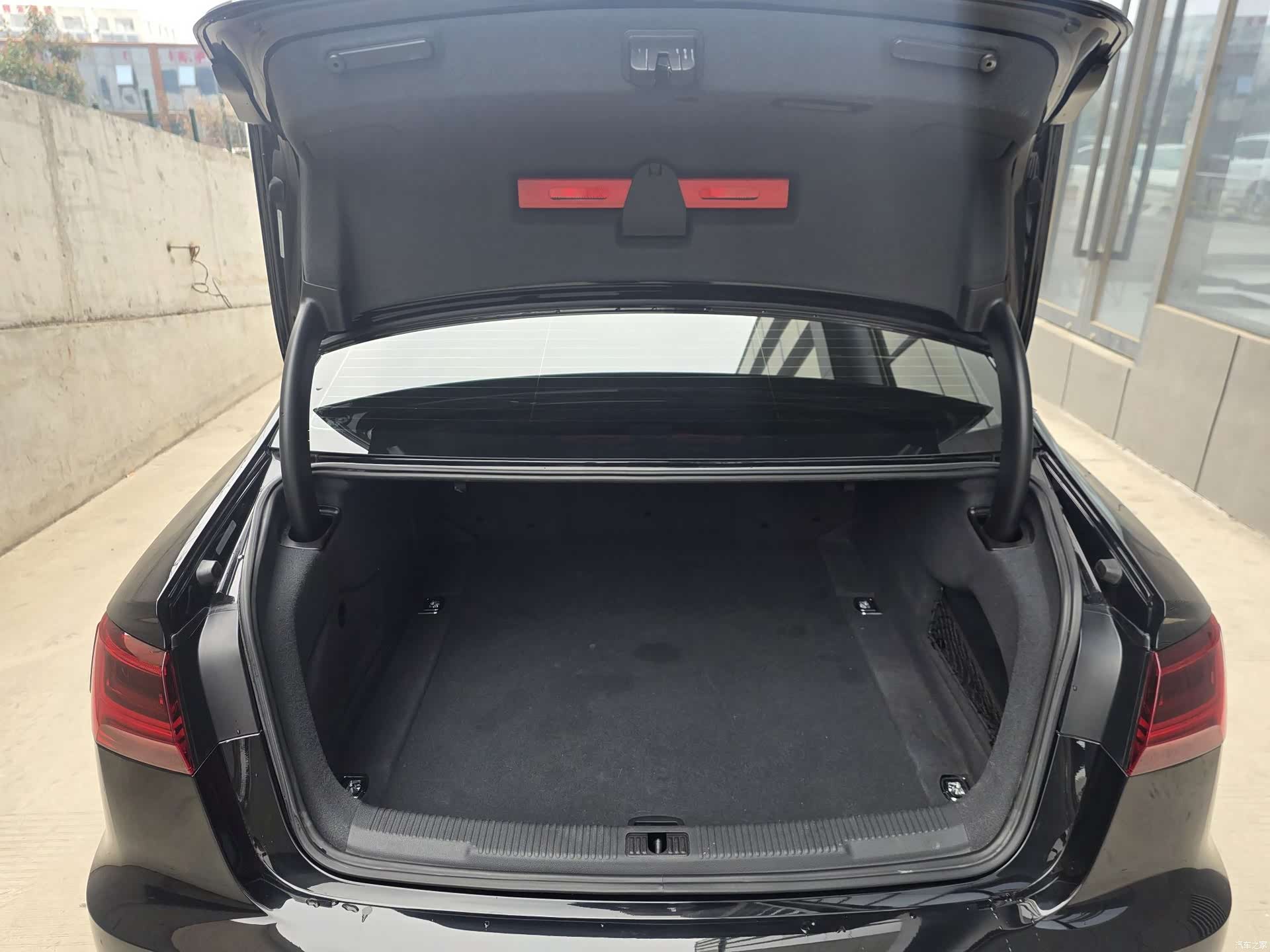 Audi A6L, 2018 15