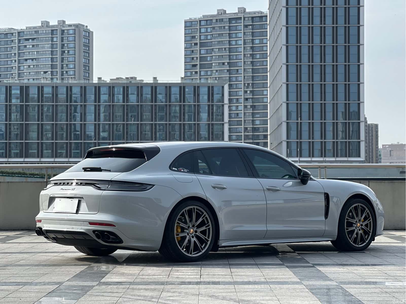 Porsche Panamera, 2023 4