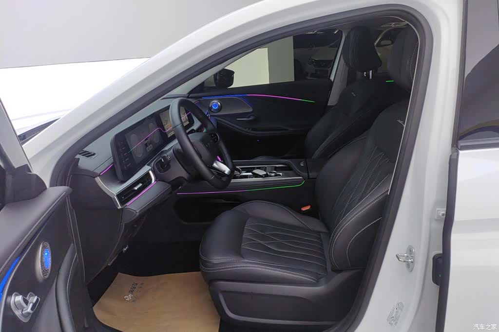 Chery Arrizo 8, 2024 9