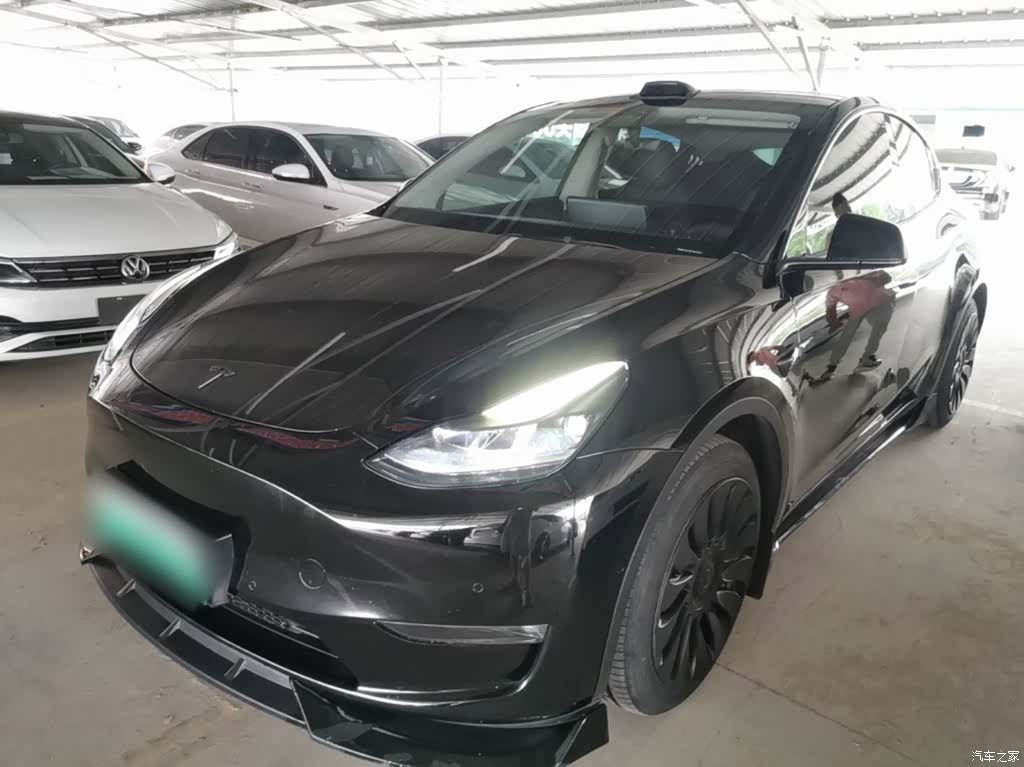 Tesla Model Y, 2021 1