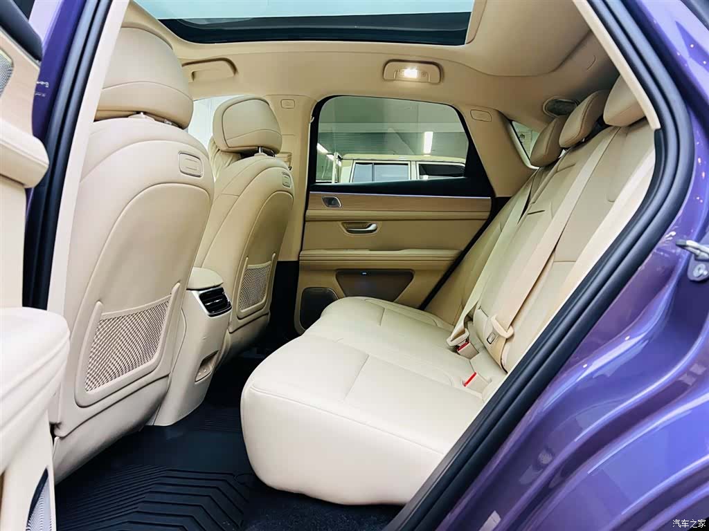 AITO M5, 2025 15