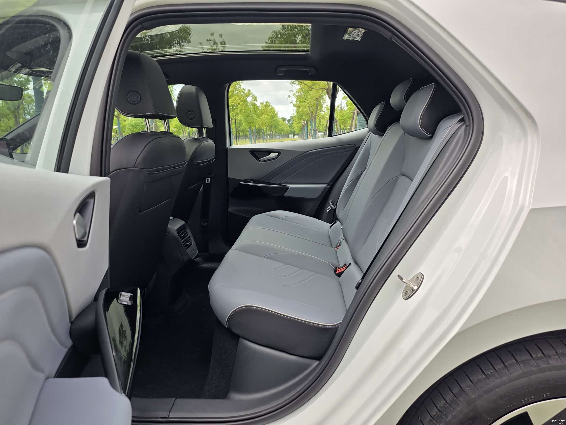 Volkswagen ID.3, 2025 10