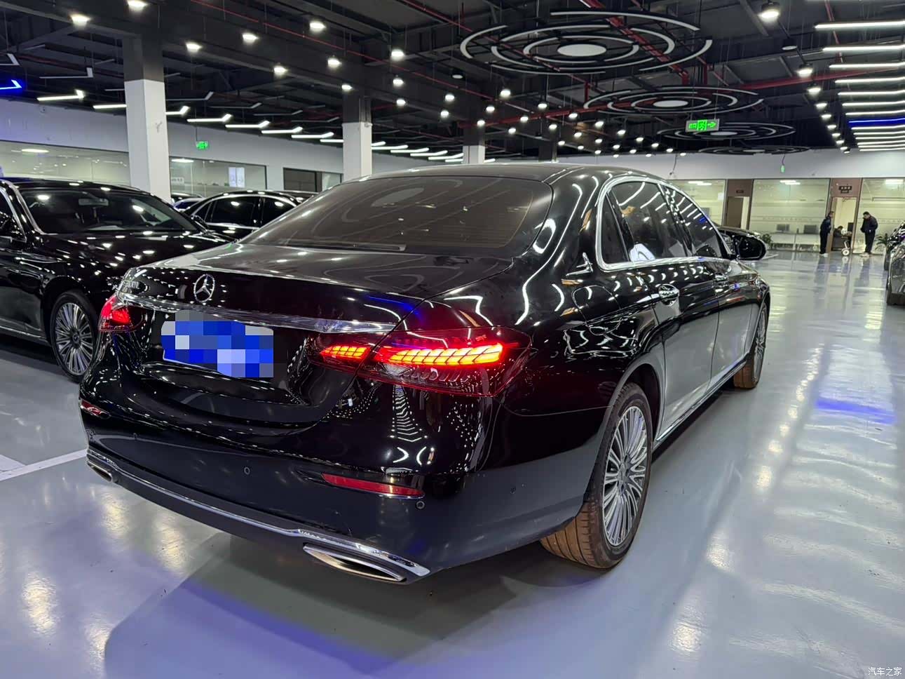 Mercedes-Benz E-Class, 2022 18