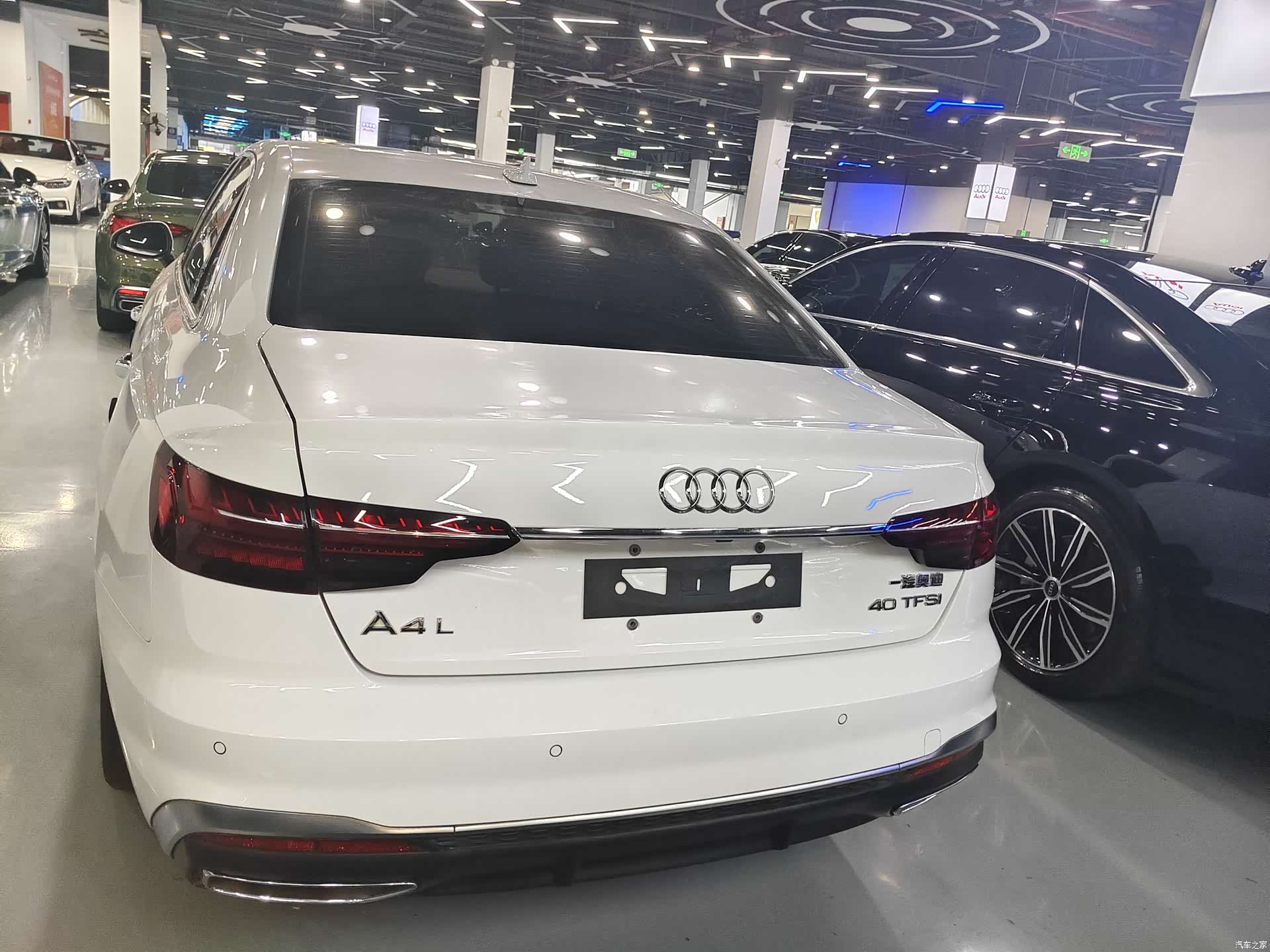 Audi A4L, 2021 14