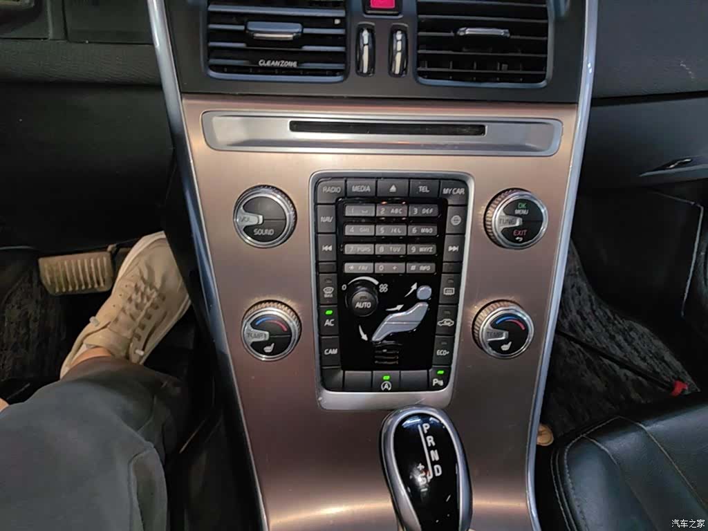 Volvo XC60, 2017 13