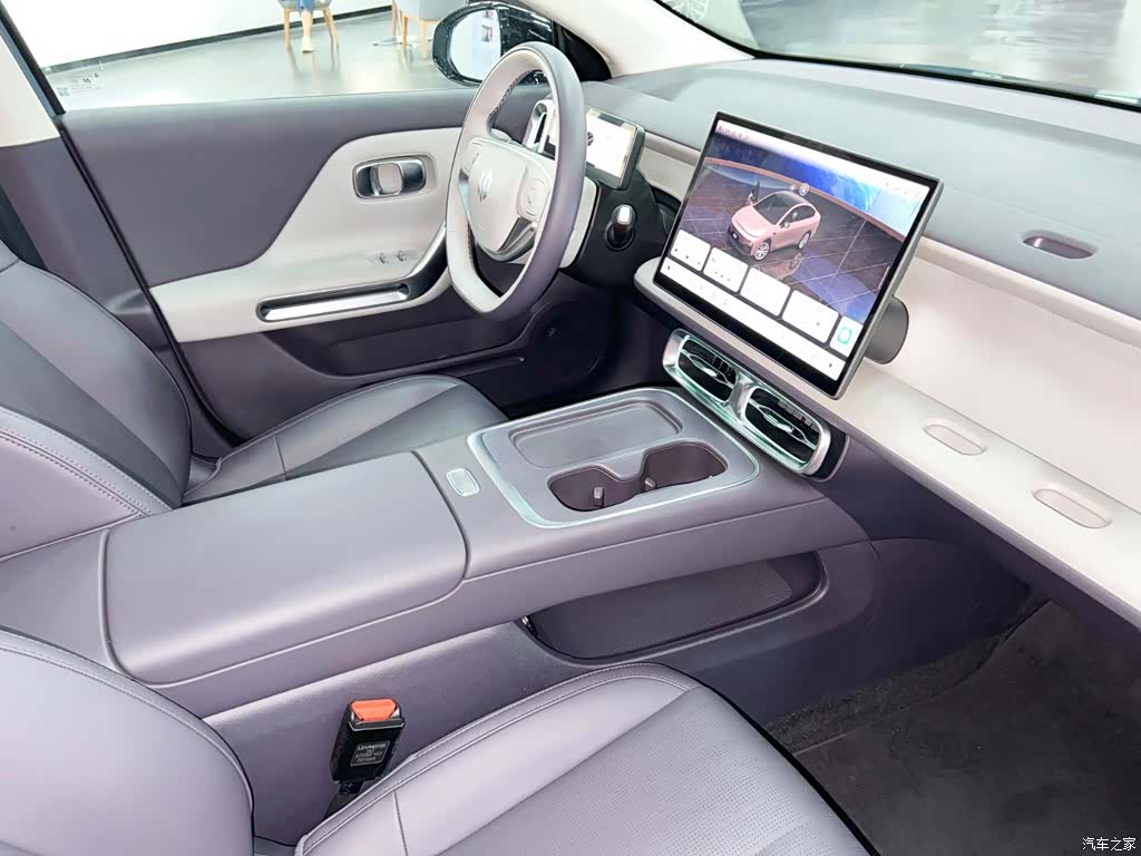 Leapmotor B01, 2025 20