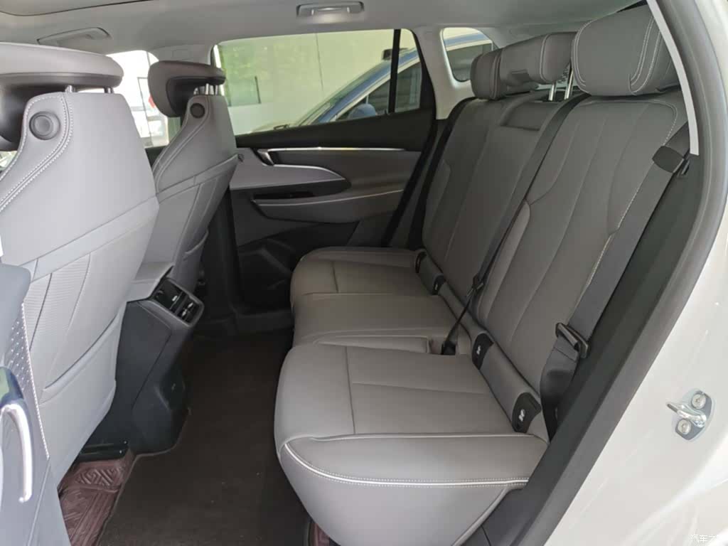 Buick E5, 2025 17