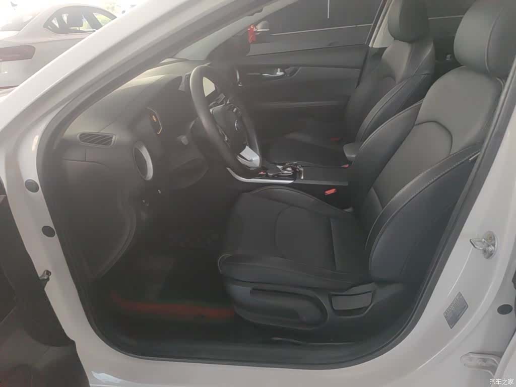 Kia K3, 2021 15