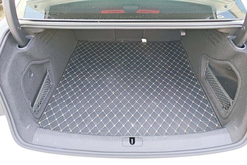 Audi A4L, 2023 4