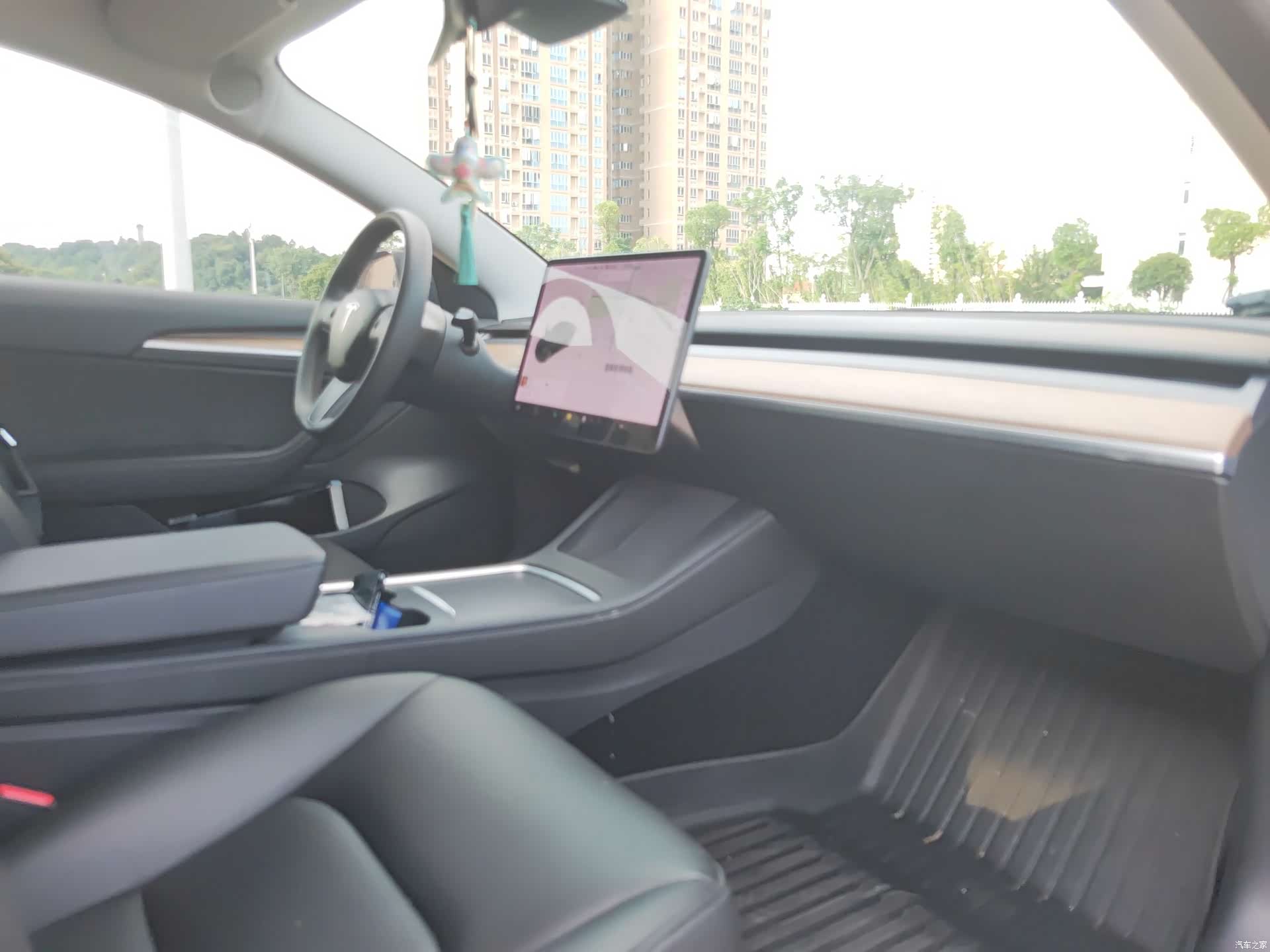 Tesla Model 3, 2021 12