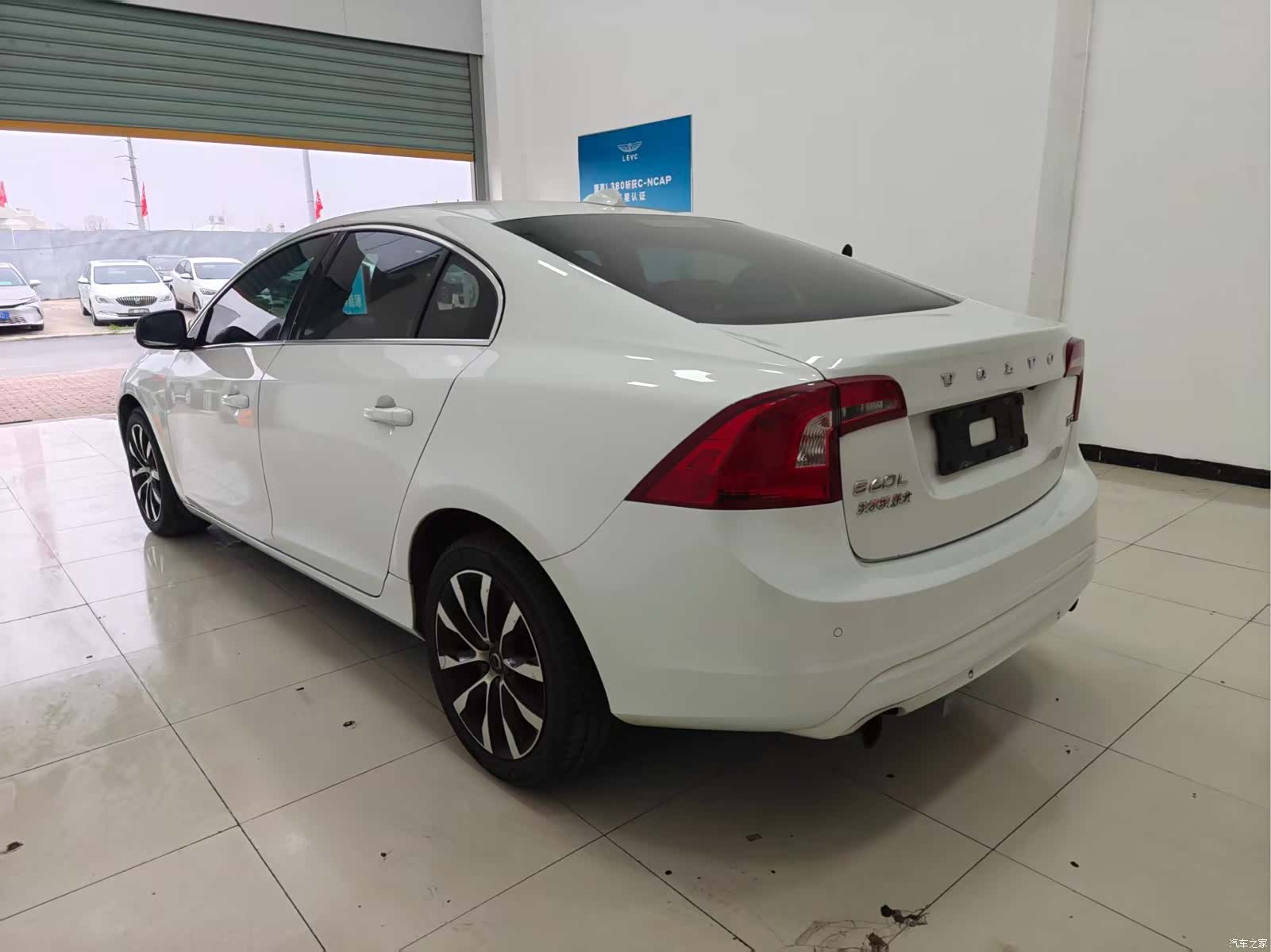 Volvo S60, 2018 16
