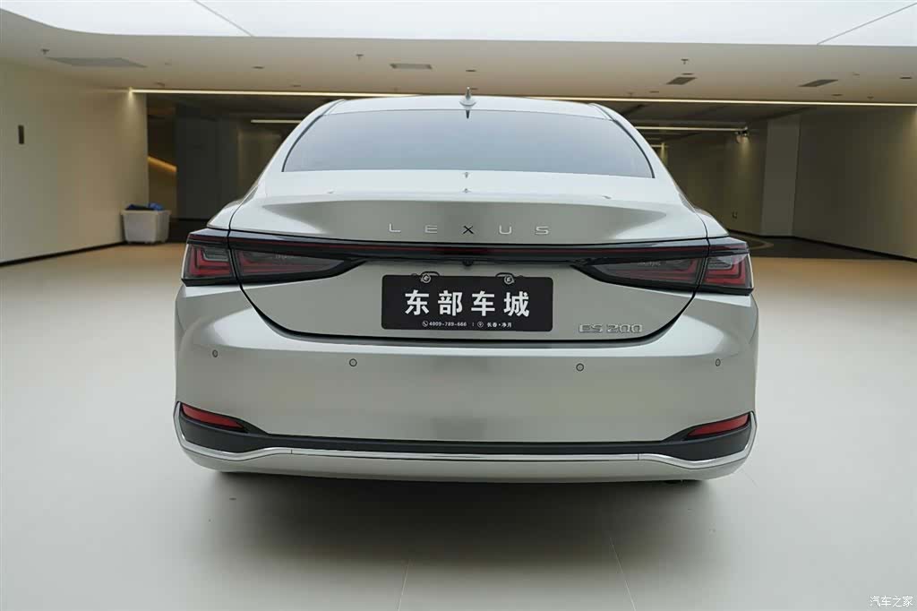 Lexus ES, 2026 все фото