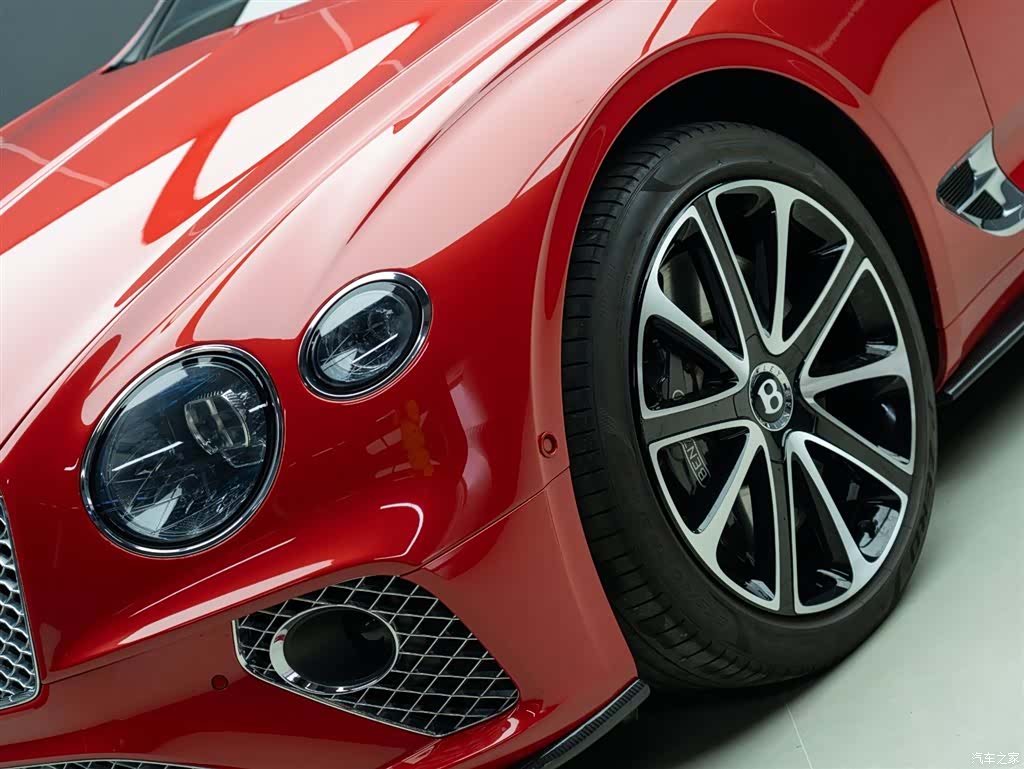 Bentley Continental GT, 2023 3
