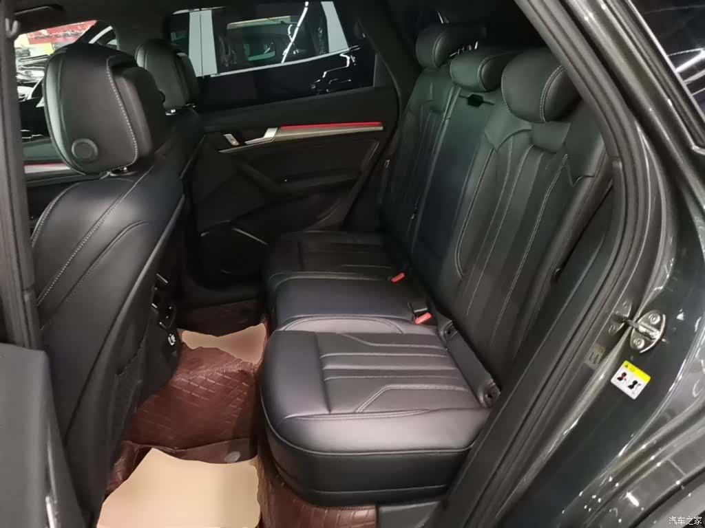 Audi Q5L, 2025 17