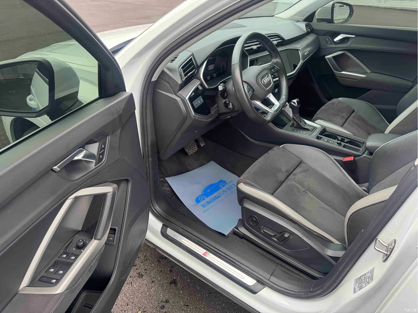 Audi Q3, 2022 6