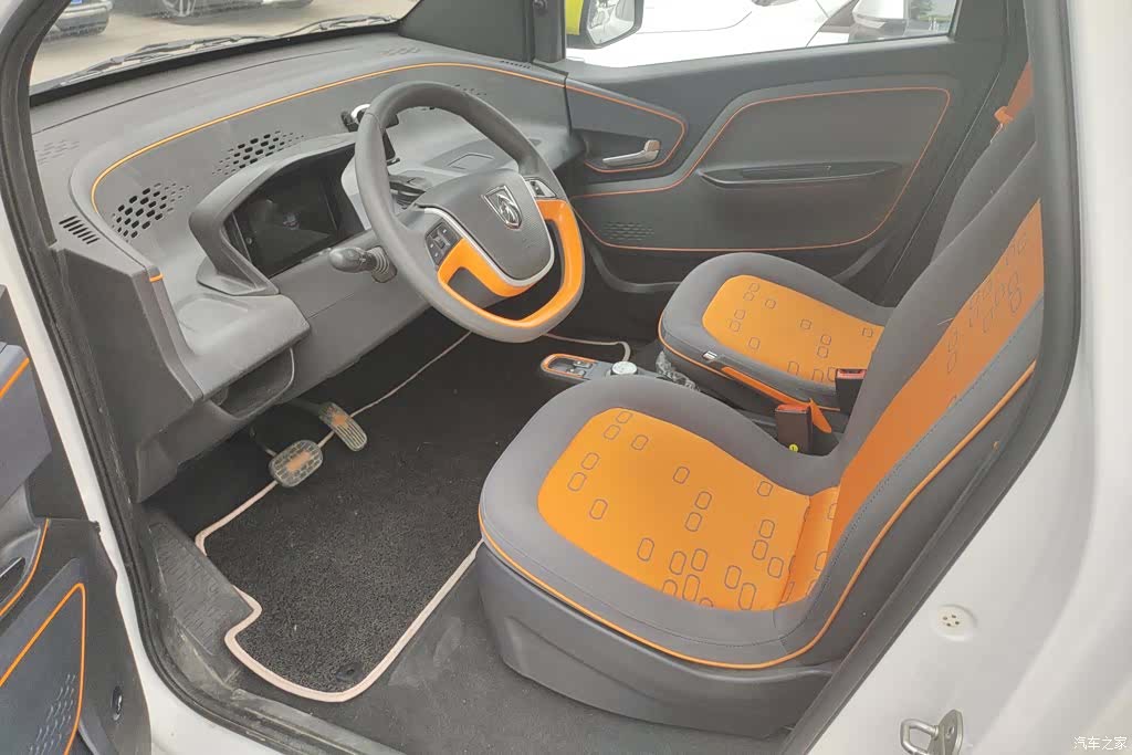 Wuling E100, 2020 9