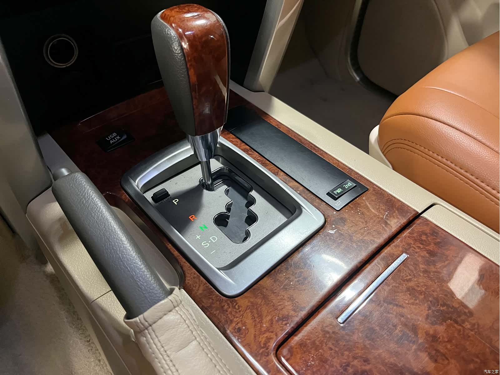 Toyota Land Cruiser, 2015 10