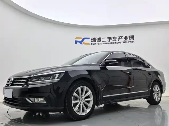 Volkswagen Passat 2016 — купить из Китая под заказ