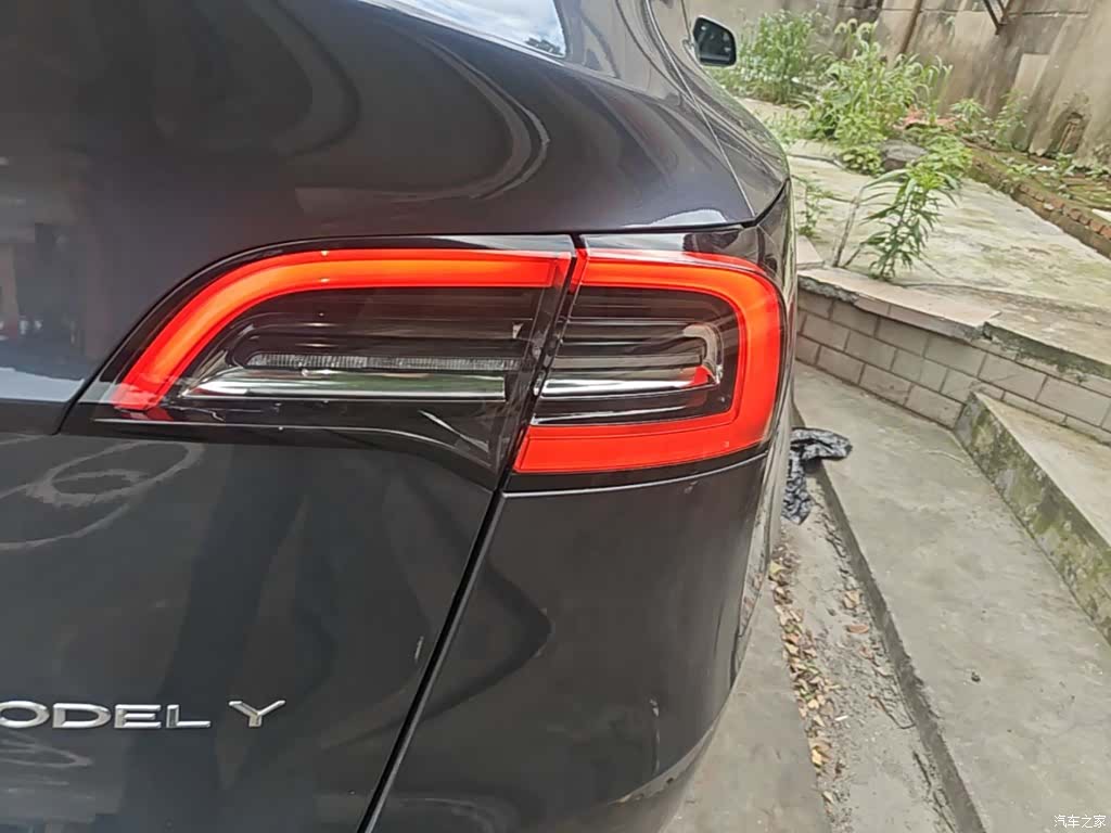 Tesla Model Y, 2021 8