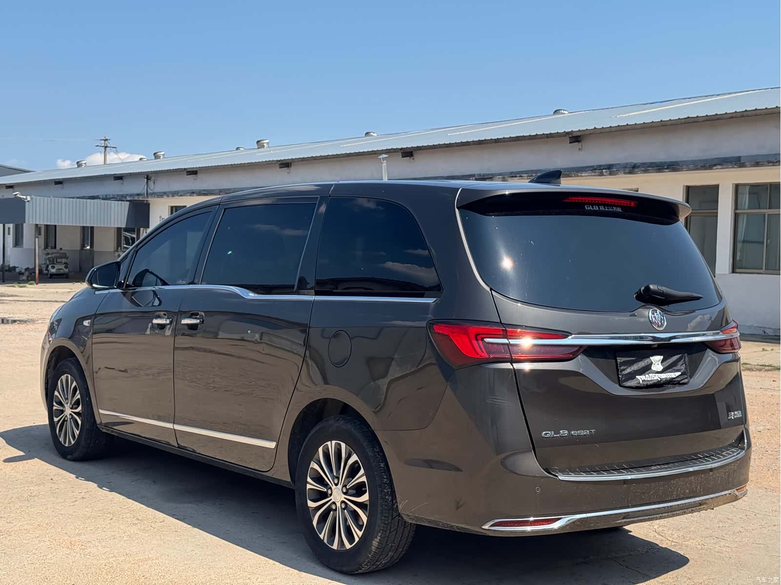 Buick GL8, 2021 9