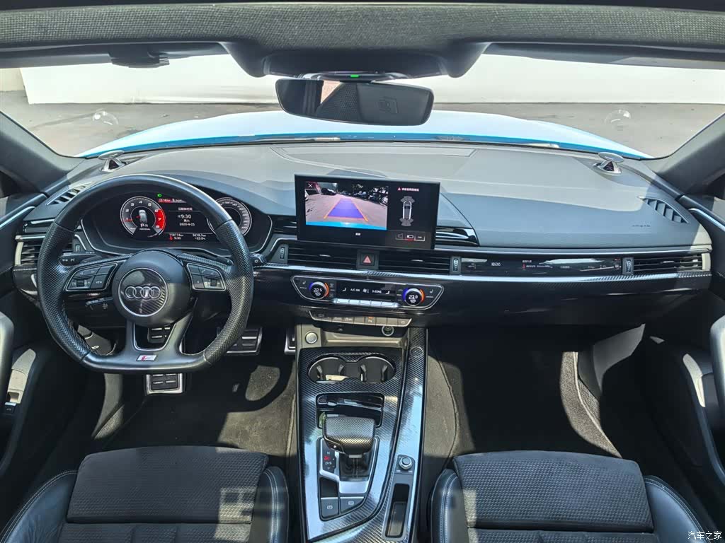 Audi A4, 2021 7