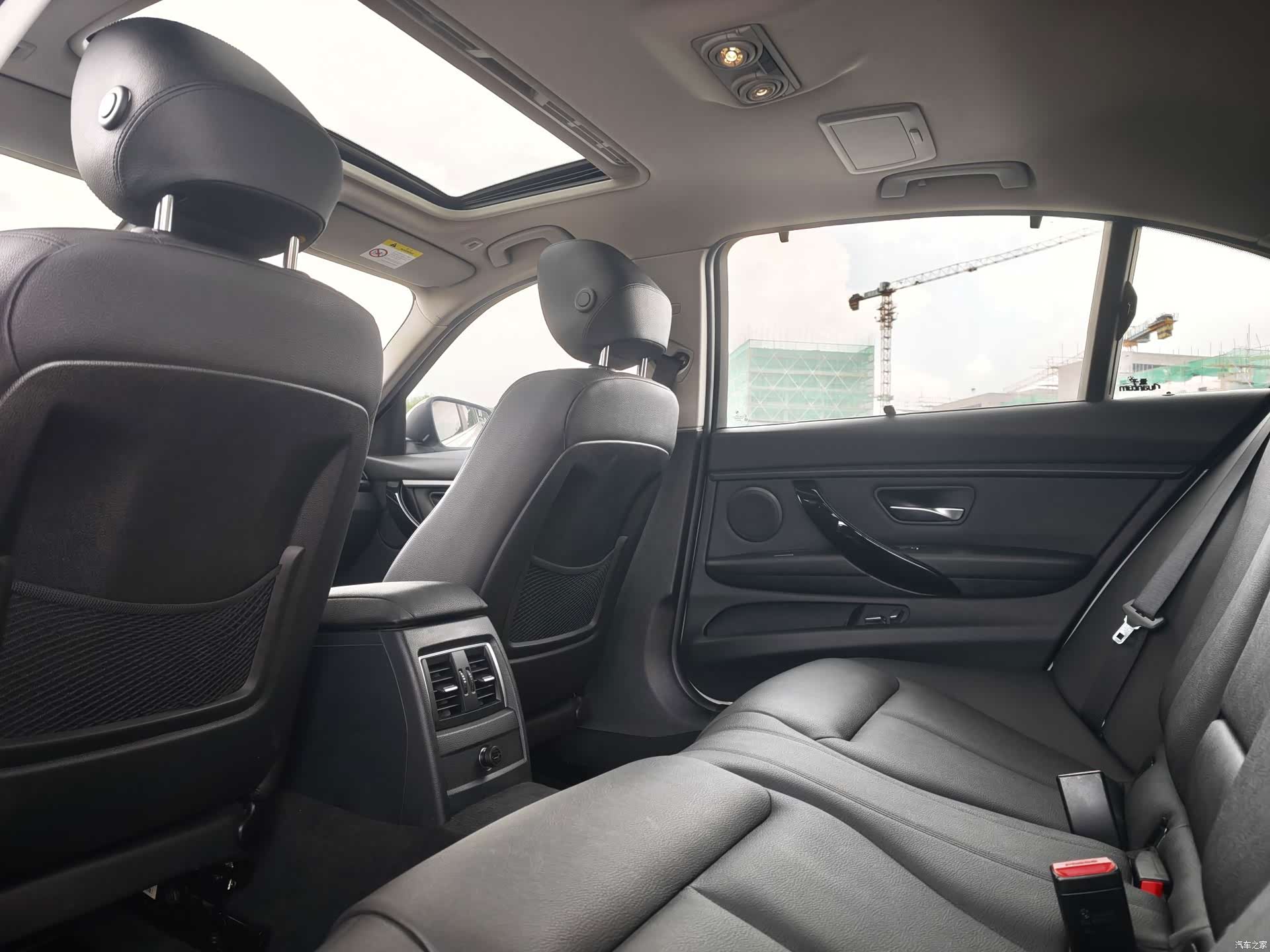 BMW 3 Series, 2017 11