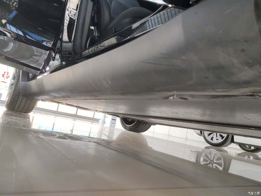 Tesla Model Y, 2024 21