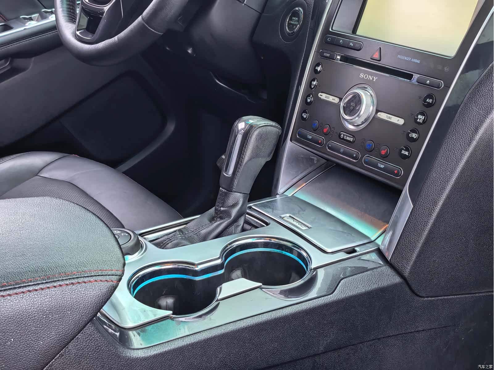 Ford Explorer, 2016 6