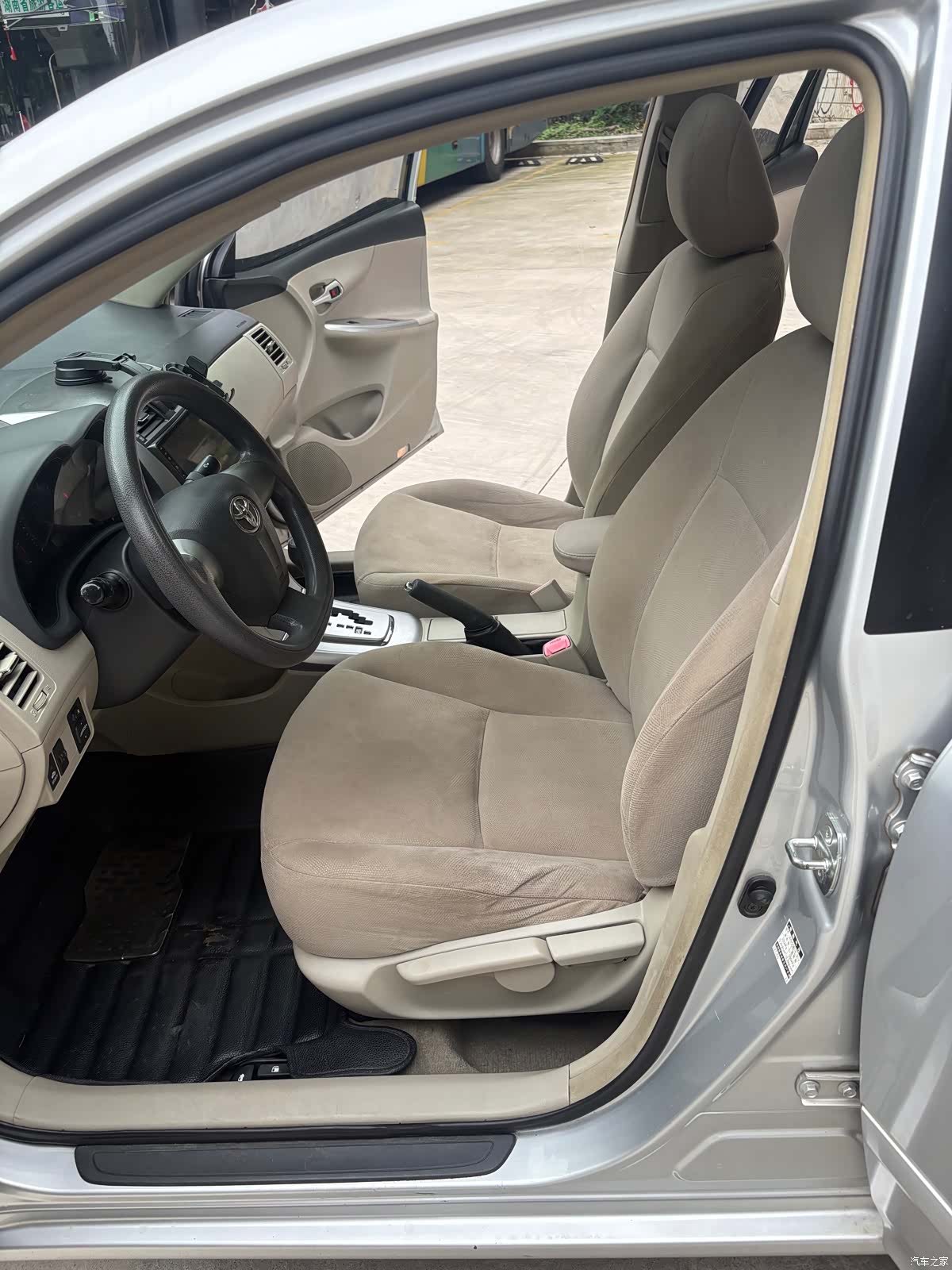 Toyota Corolla, 2010 15