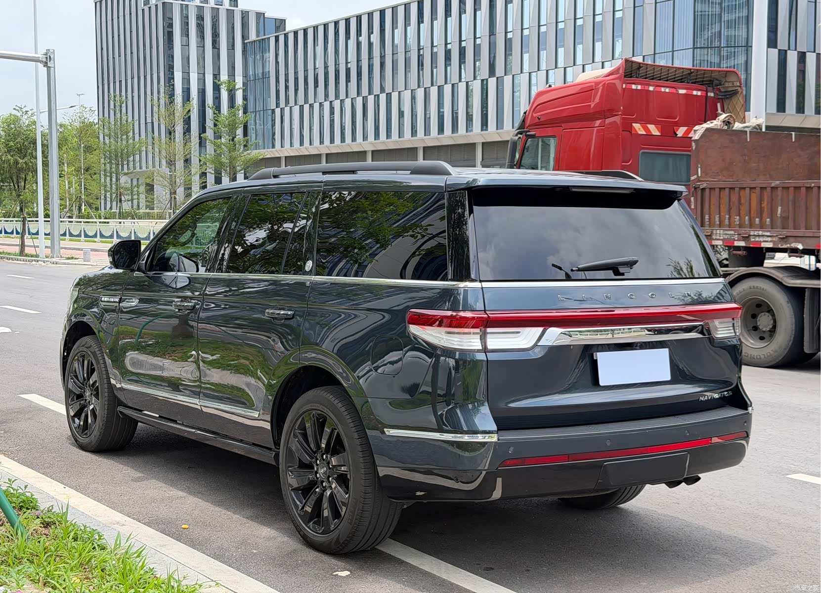 Lincoln Navigator, 2023 6
