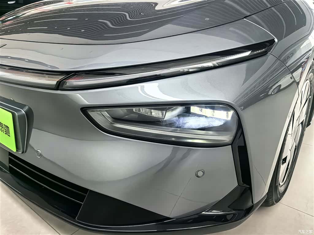 Xpeng P7, 2025 все фото