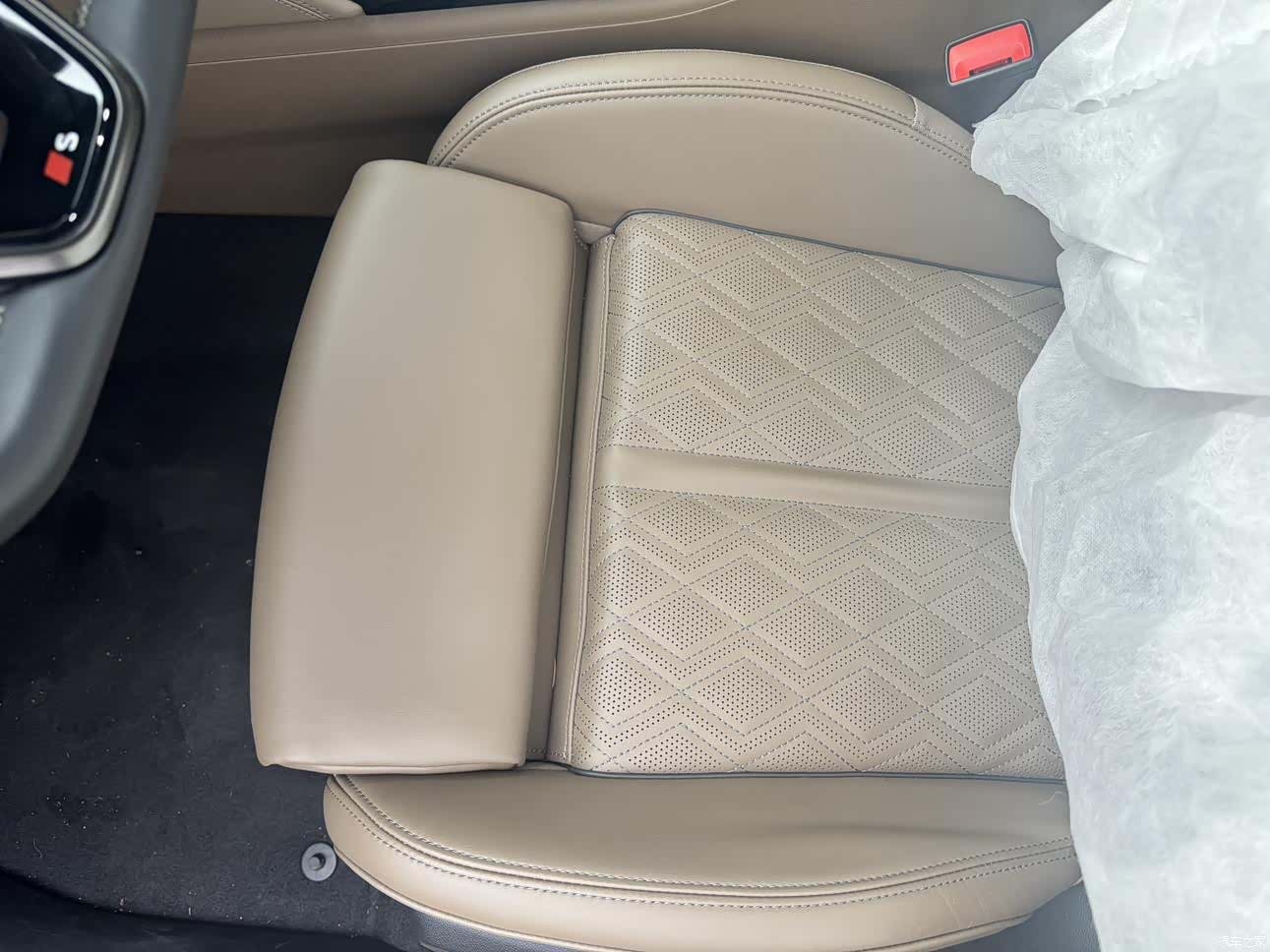 Audi Q5L, 2025 19