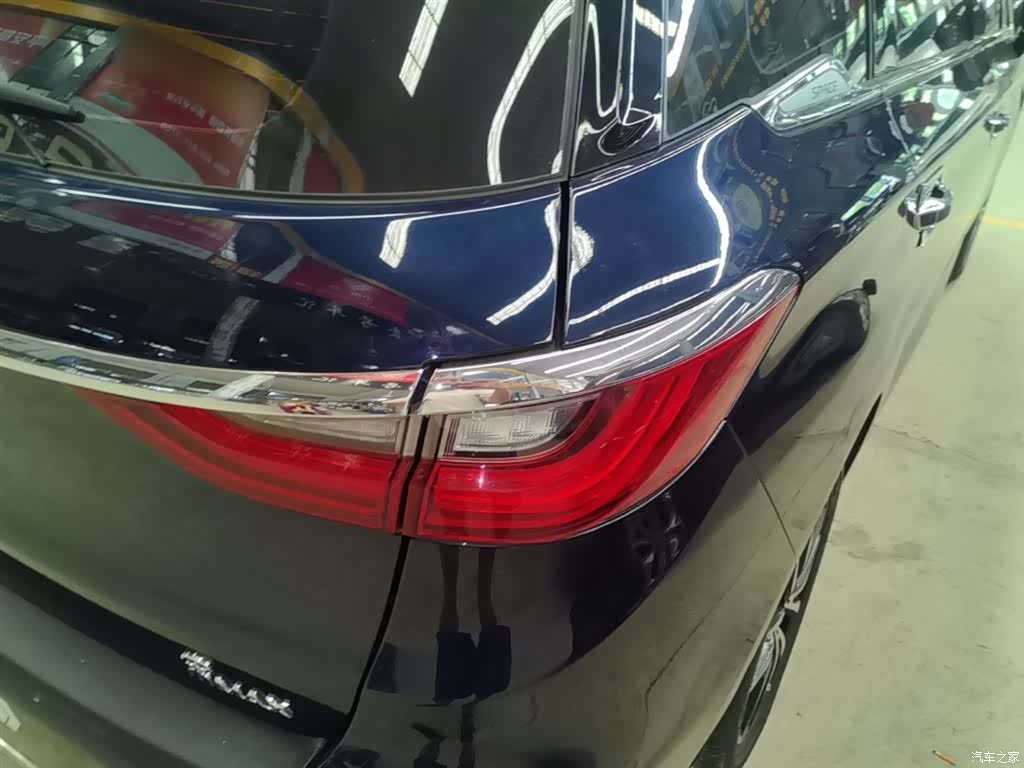 BYD Song, 2018 8