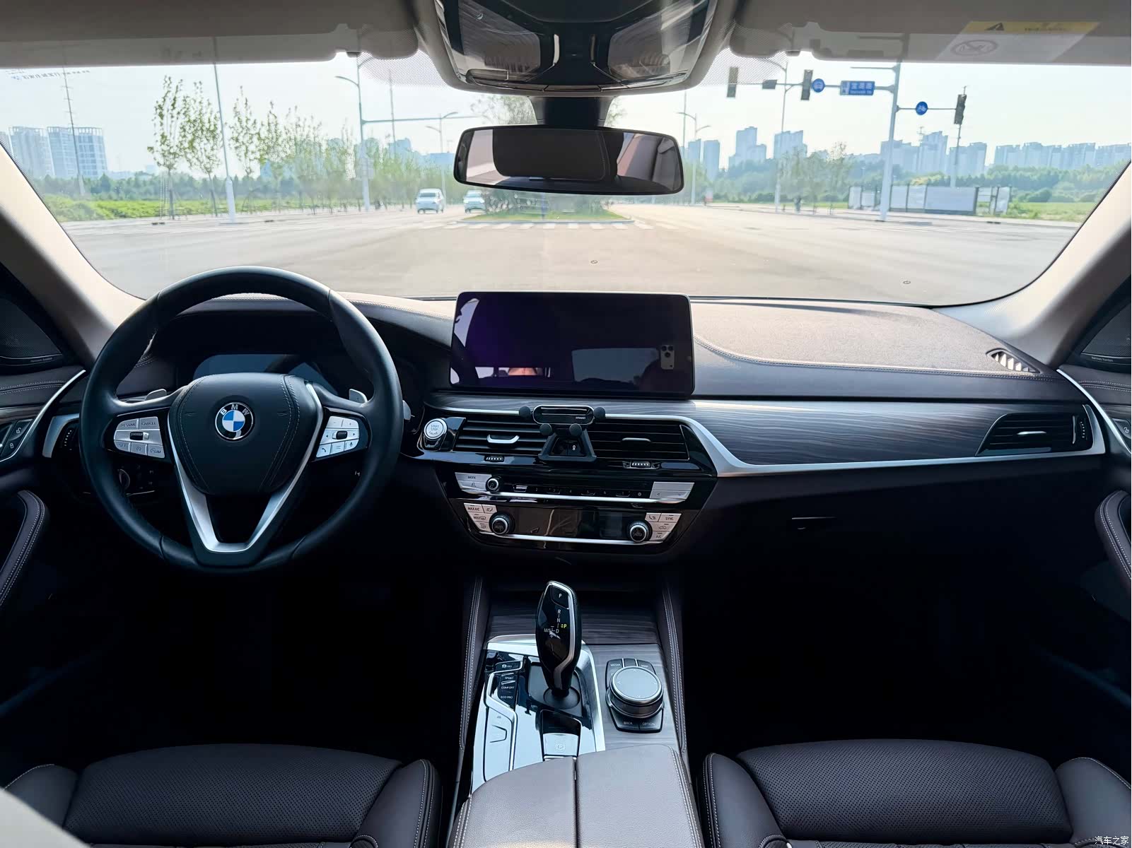 BMW 5 Series, 2020 8