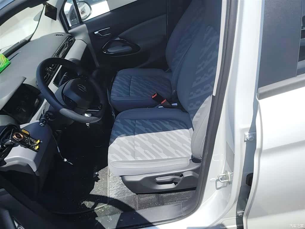 Leapmotor T03, 2025 15
