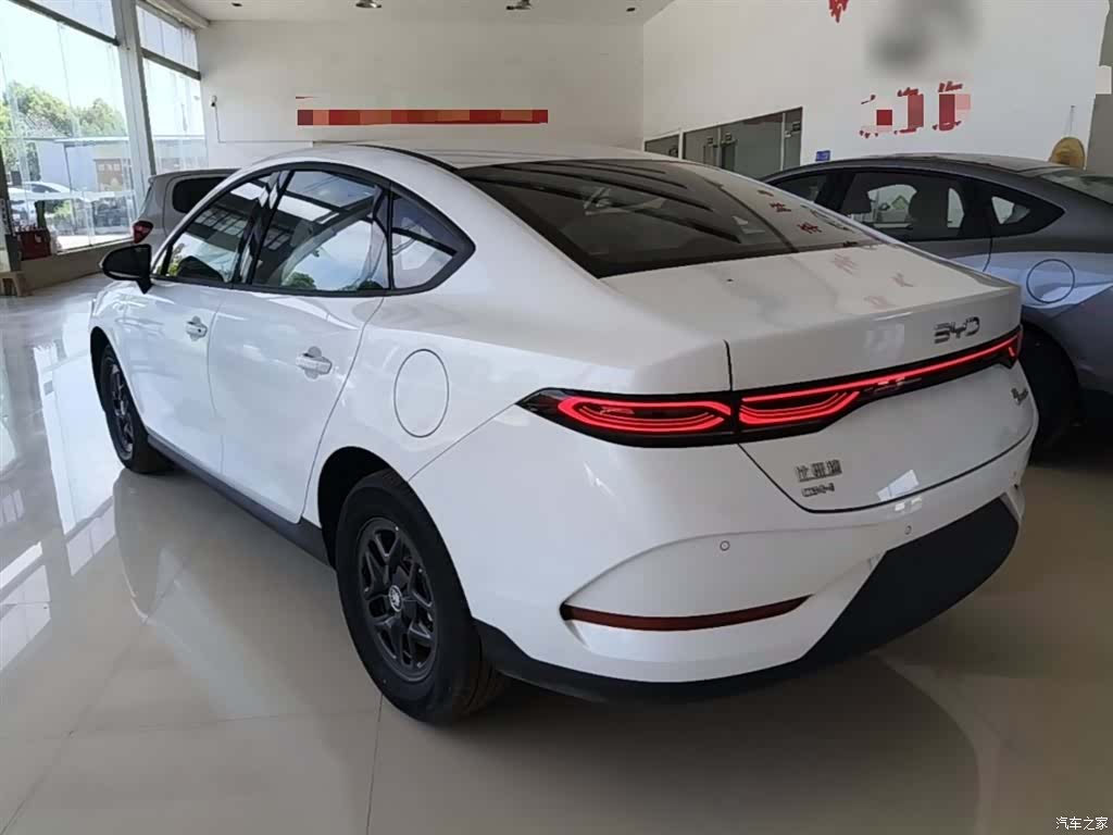 BYD Qin, 2026 все фото