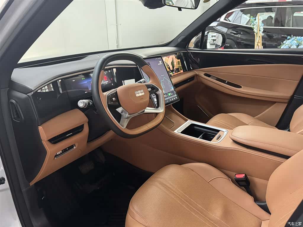Geely Galaxy L7, 2025 8