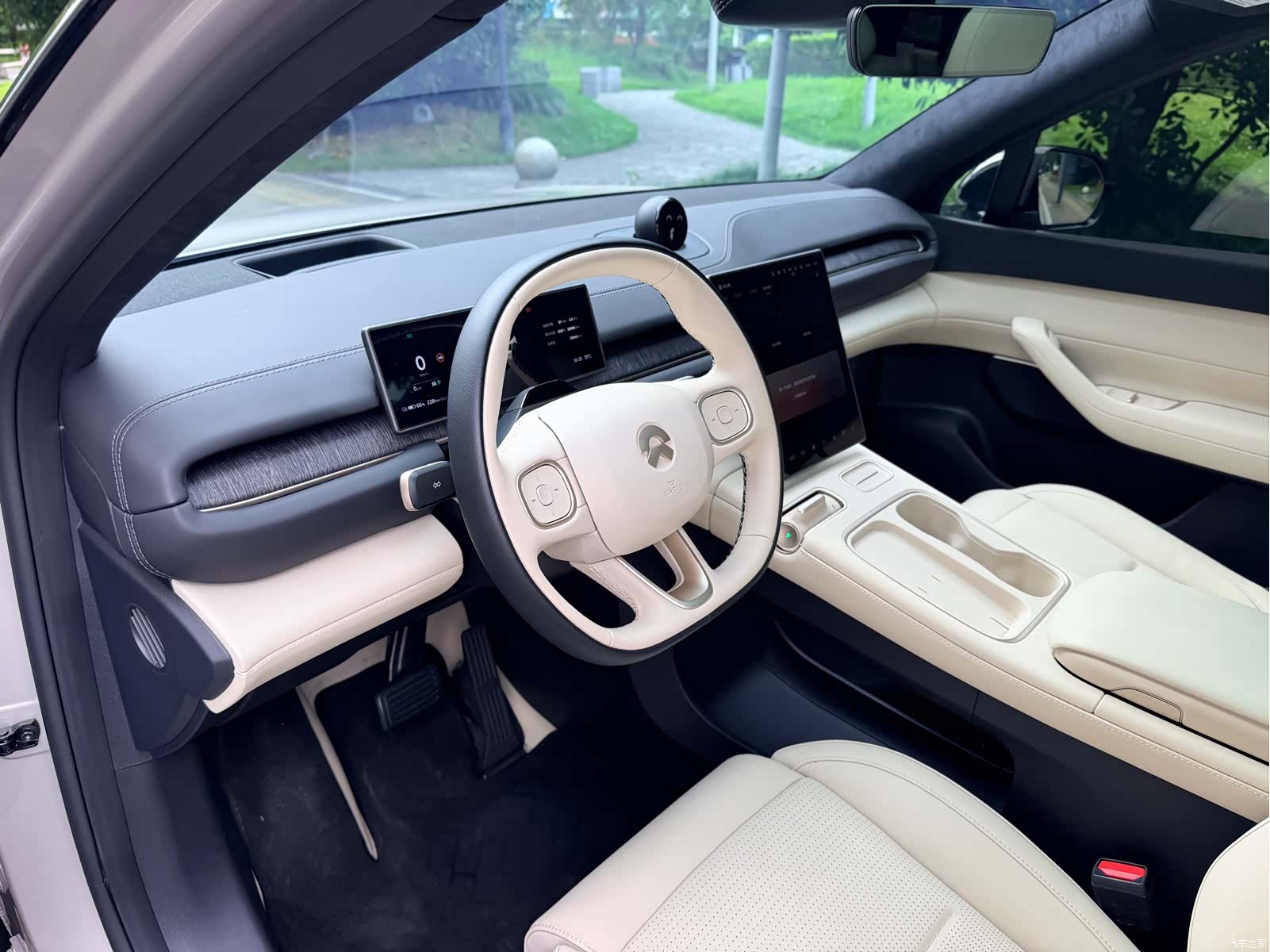 NIO ES6, 2024 9