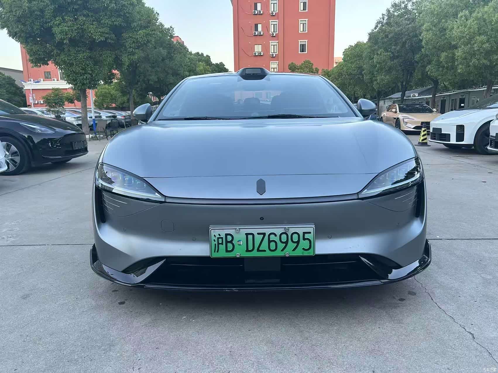 Luxeed S7