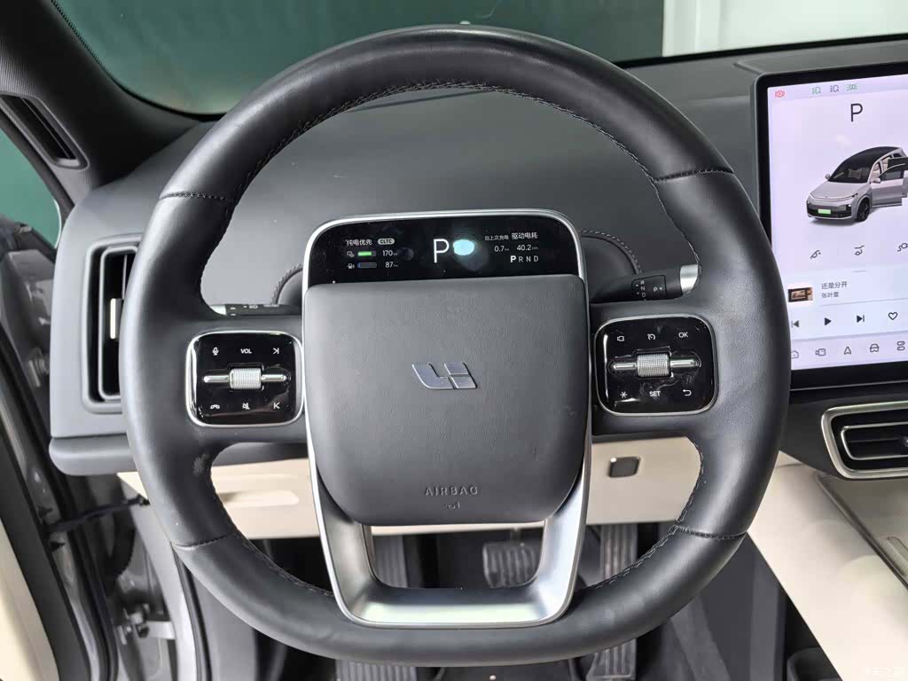 Li Auto L8, 2023 11