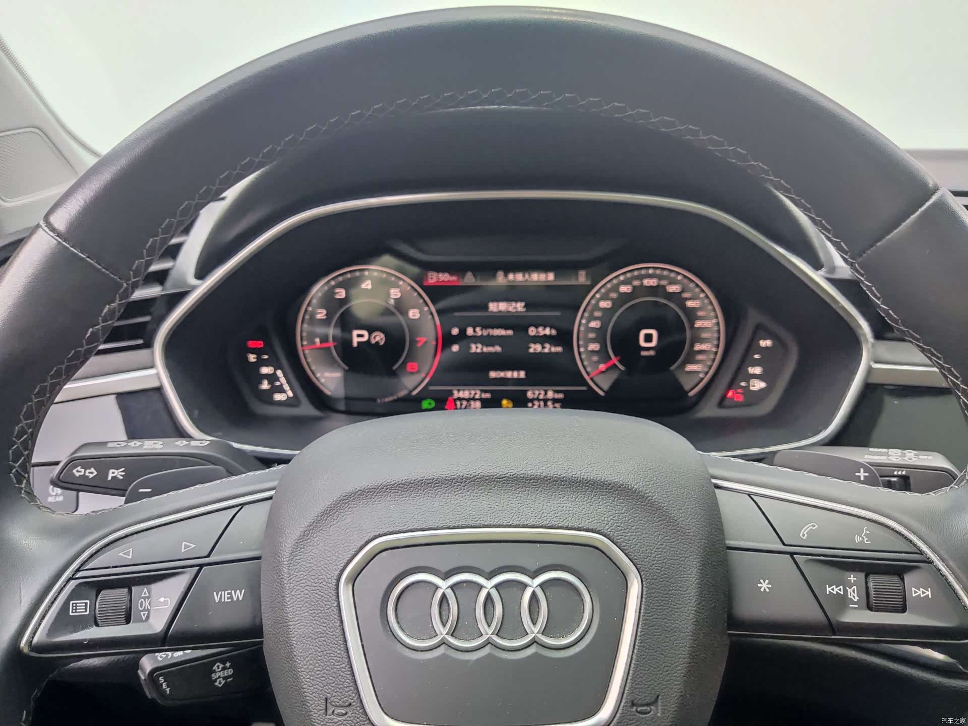 Audi Q3, 2022 10