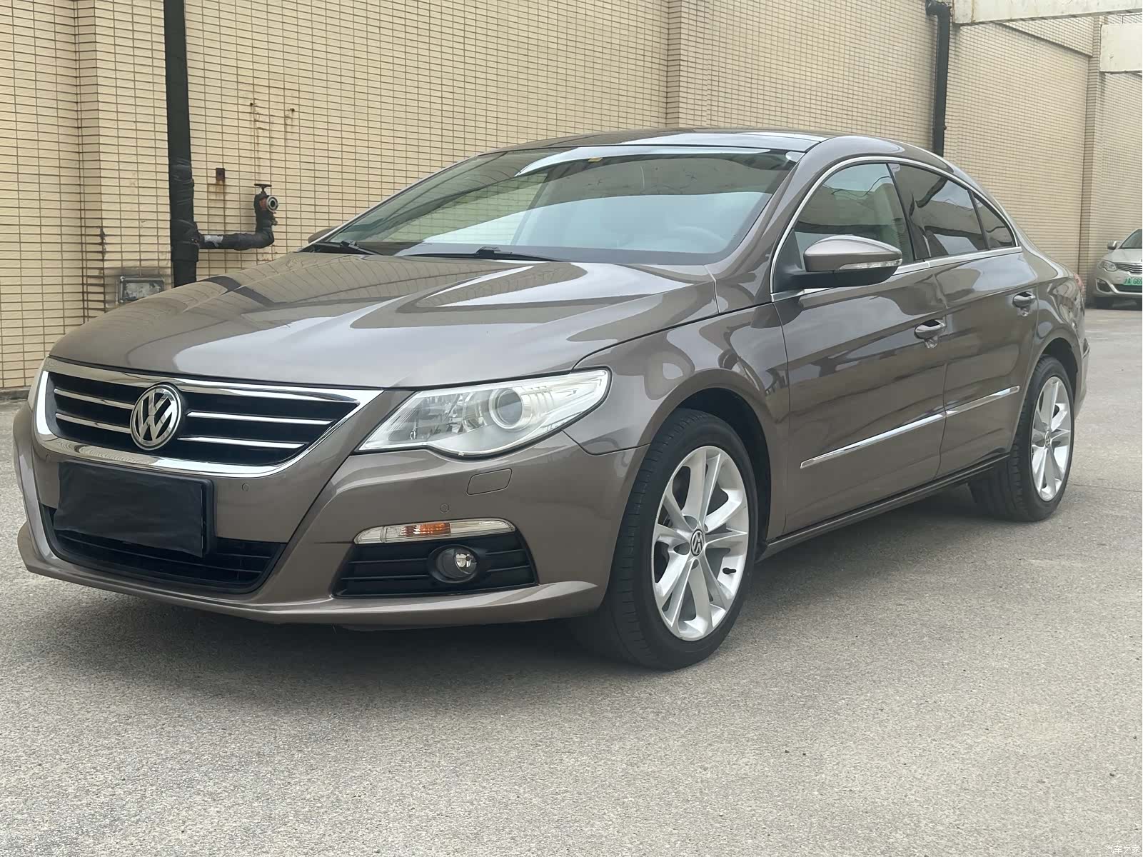 Volkswagen CC, 2011 1