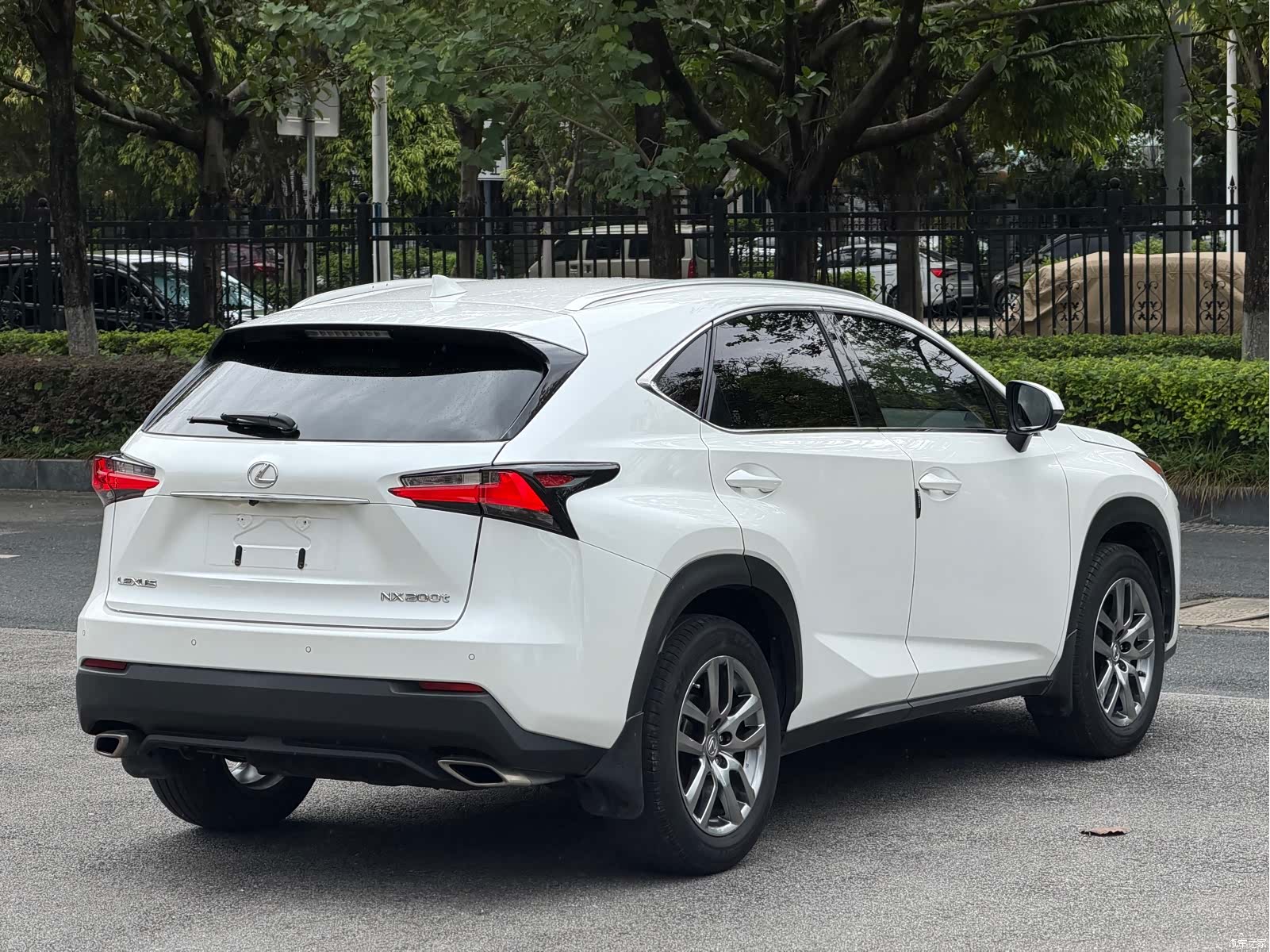 Lexus NX, 2015 4