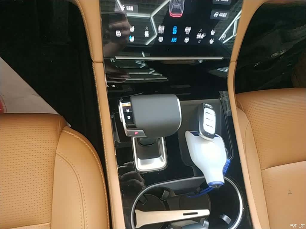 Li Auto ONE, 2023 14