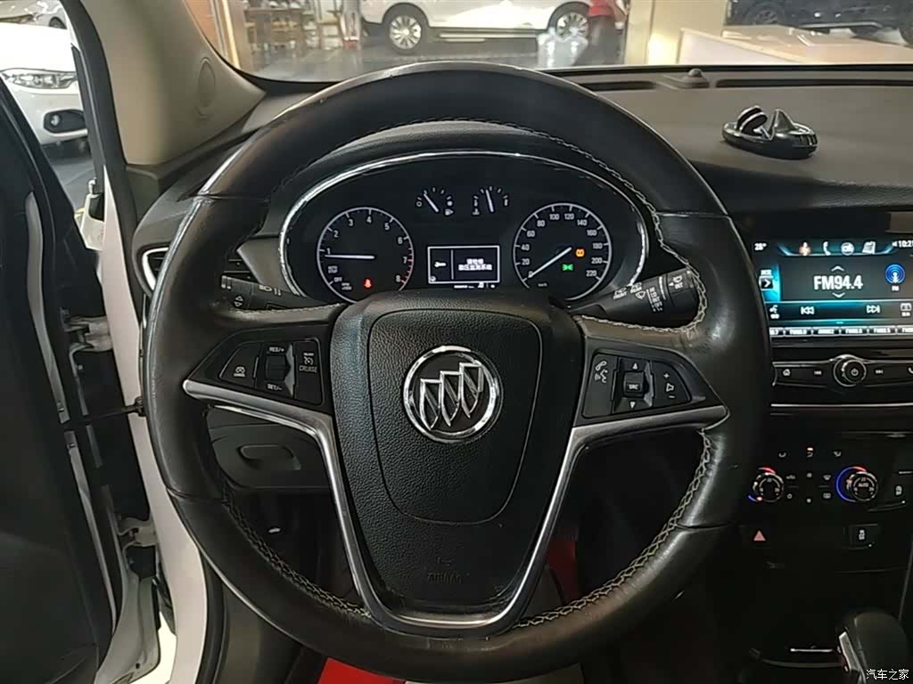 Buick Encore, 2016 11